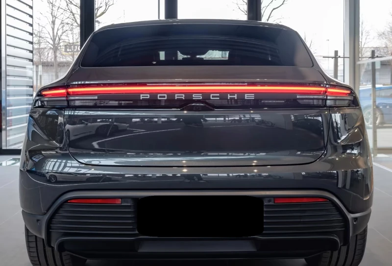 Porsche Macan NEW /CAMERA/, снимка 4 - Автомобили и джипове - 51524143