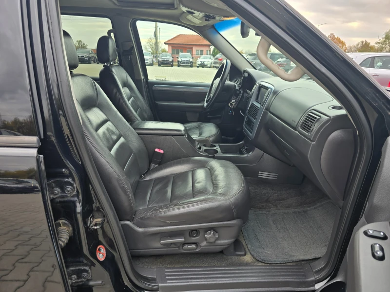 Ford Explorer 4.6, V8, Бензин-Газ, 242к.с., 7 места!, снимка 11 - Автомобили и джипове - 52387136
