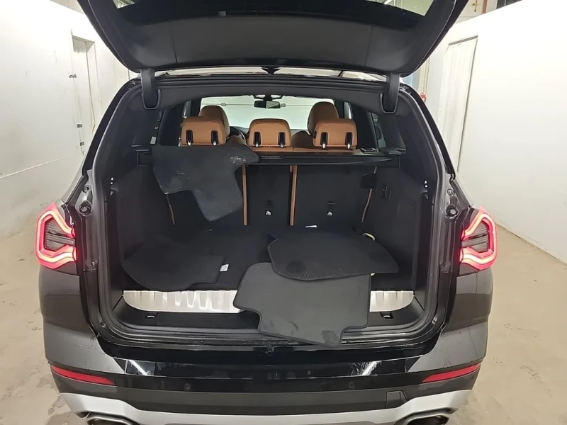 BMW X3 2022 XDRIVE30E * CARFAX * БЕЗ ПЪРВОНАЧАЛНА ВНОСКА, снимка 13 - Автомобили и джипове - 52901119