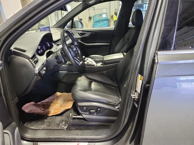 Audi Q7 PROGRESSIV * * CARFAX * * АВТО КРЕДИТ * * , снимка 7 - Автомобили и джипове - 53220582