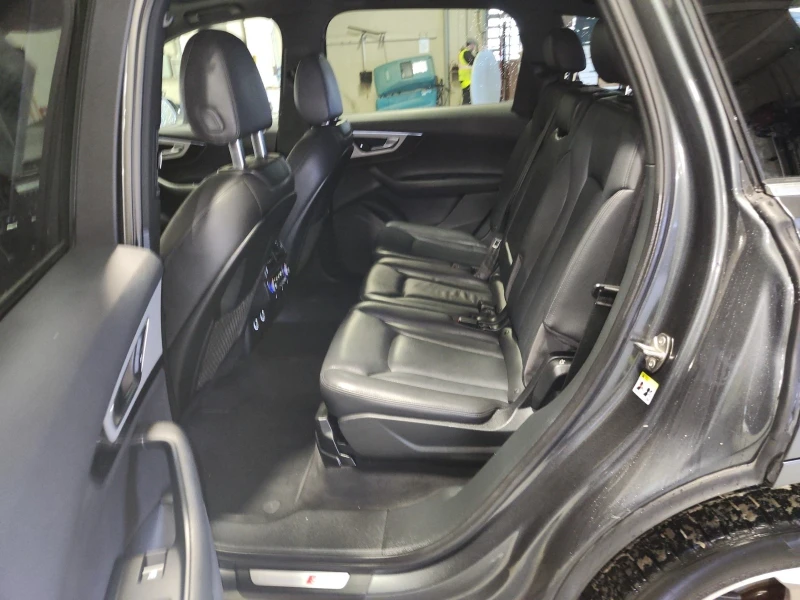 Audi Q7 PROGRESSIV * * CARFAX * * АВТО КРЕДИТ * * , снимка 10 - Автомобили и джипове - 53220582