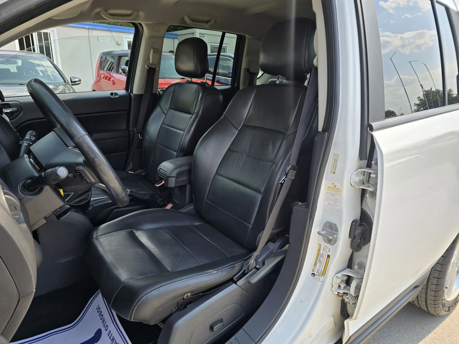 Jeep Compass 2.2crdi 163к.с Limited  - изображение 9