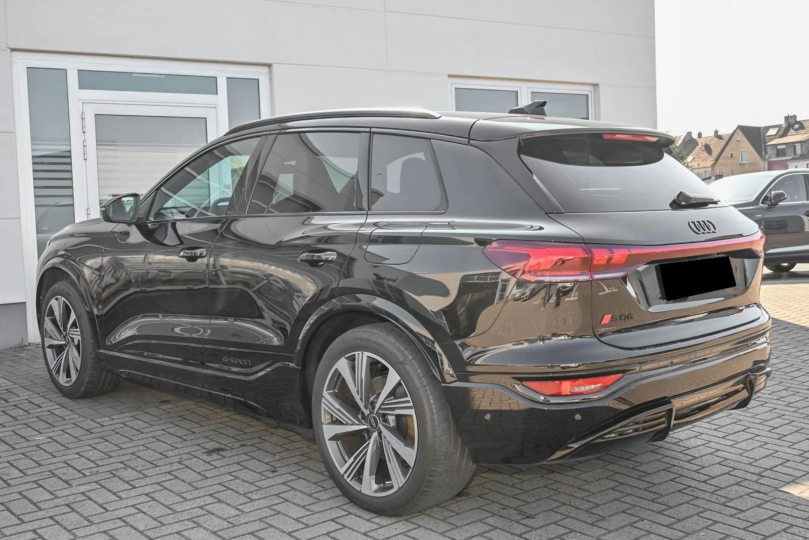 Audi Q6 SQ6 E-TRON/MATRIX/PANO/B&O/HEAD UP/360/ - изображение 3