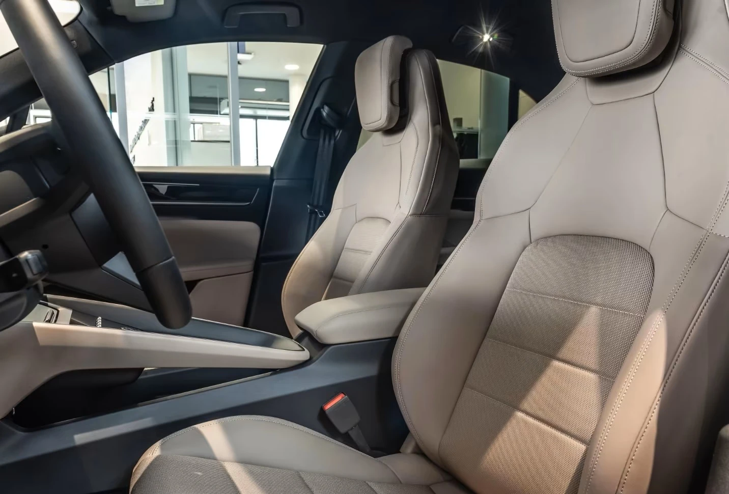 Porsche Macan NEW /CAMERA/ - изображение 7