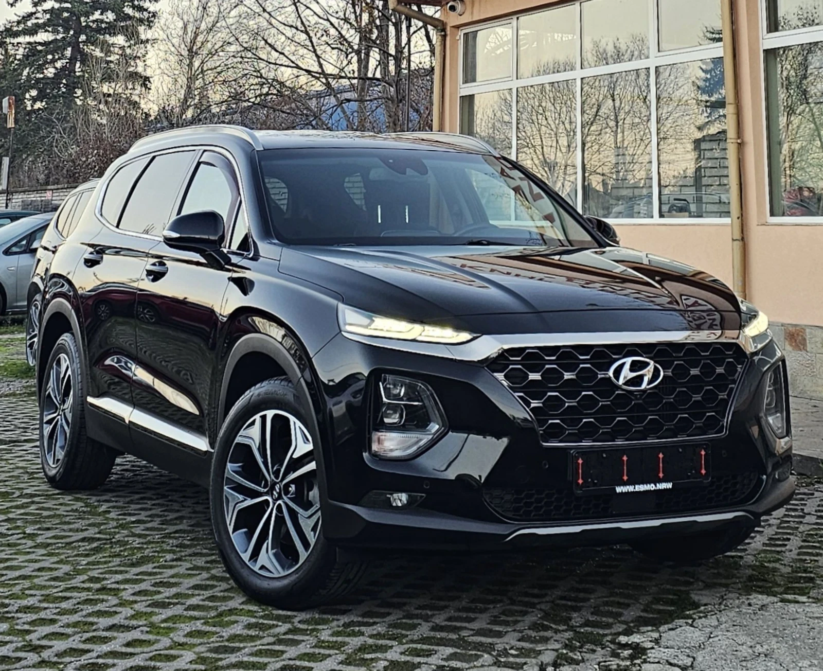 Hyundai Santa fe 2.2 CRDI AWD Premium 360  HUD CarPlay KRELL - изображение 2