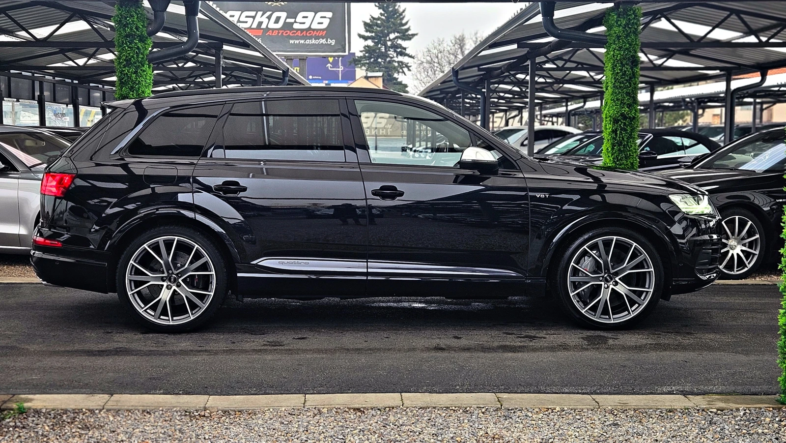 Audi SQ7 CERAMIC/MATRIX/TVx3/DISTR/360CAM/NIGHT/DIGI/PANO/L - изображение 4