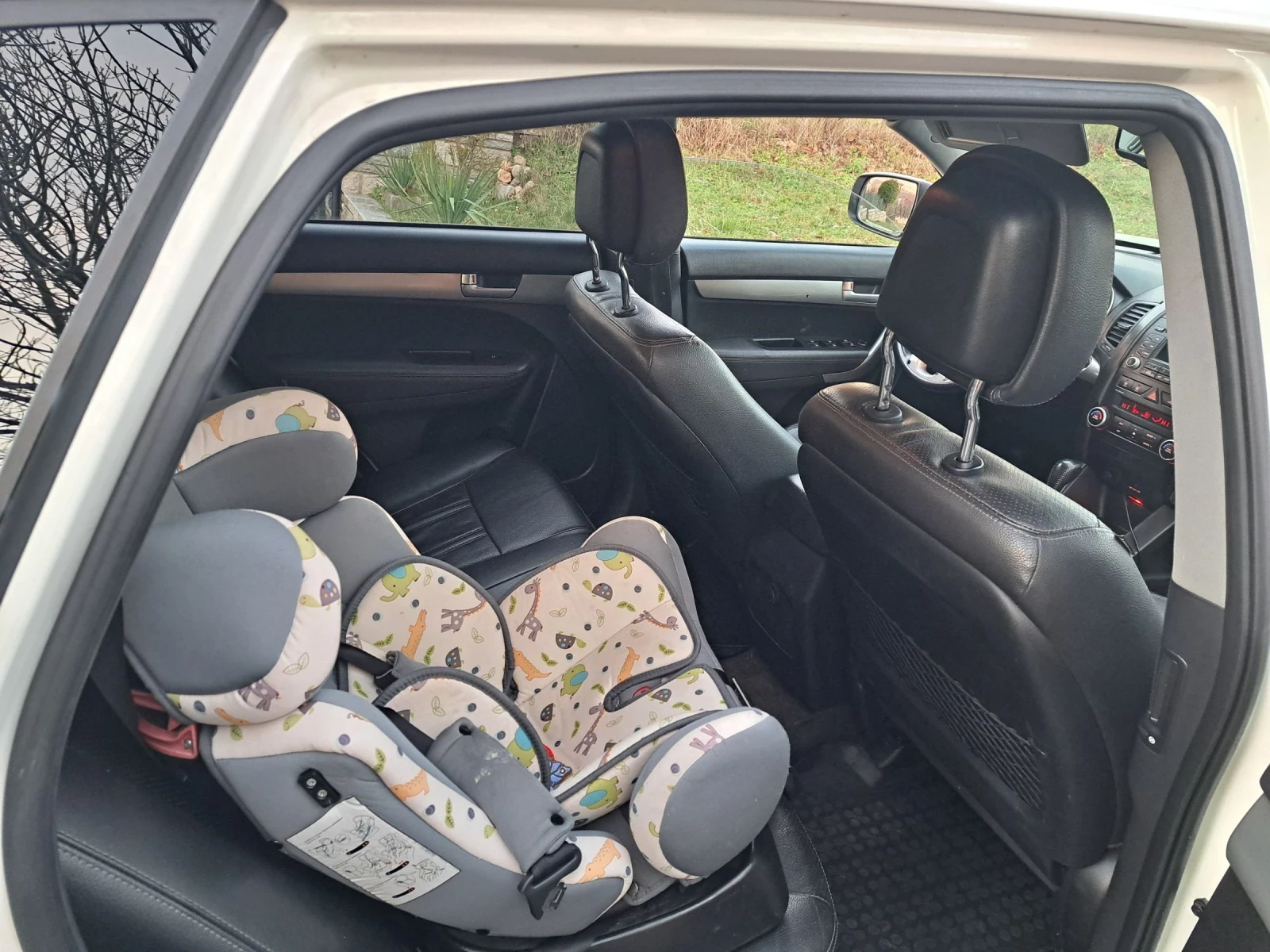 Kia Sorento, снимка 9 - Автомобили и джипове - 53715589