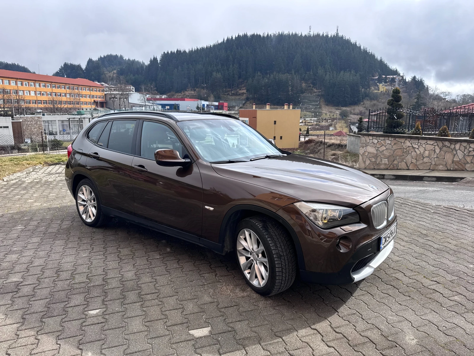 BMW X1, снимка 4 - Автомобили и джипове - 53869830