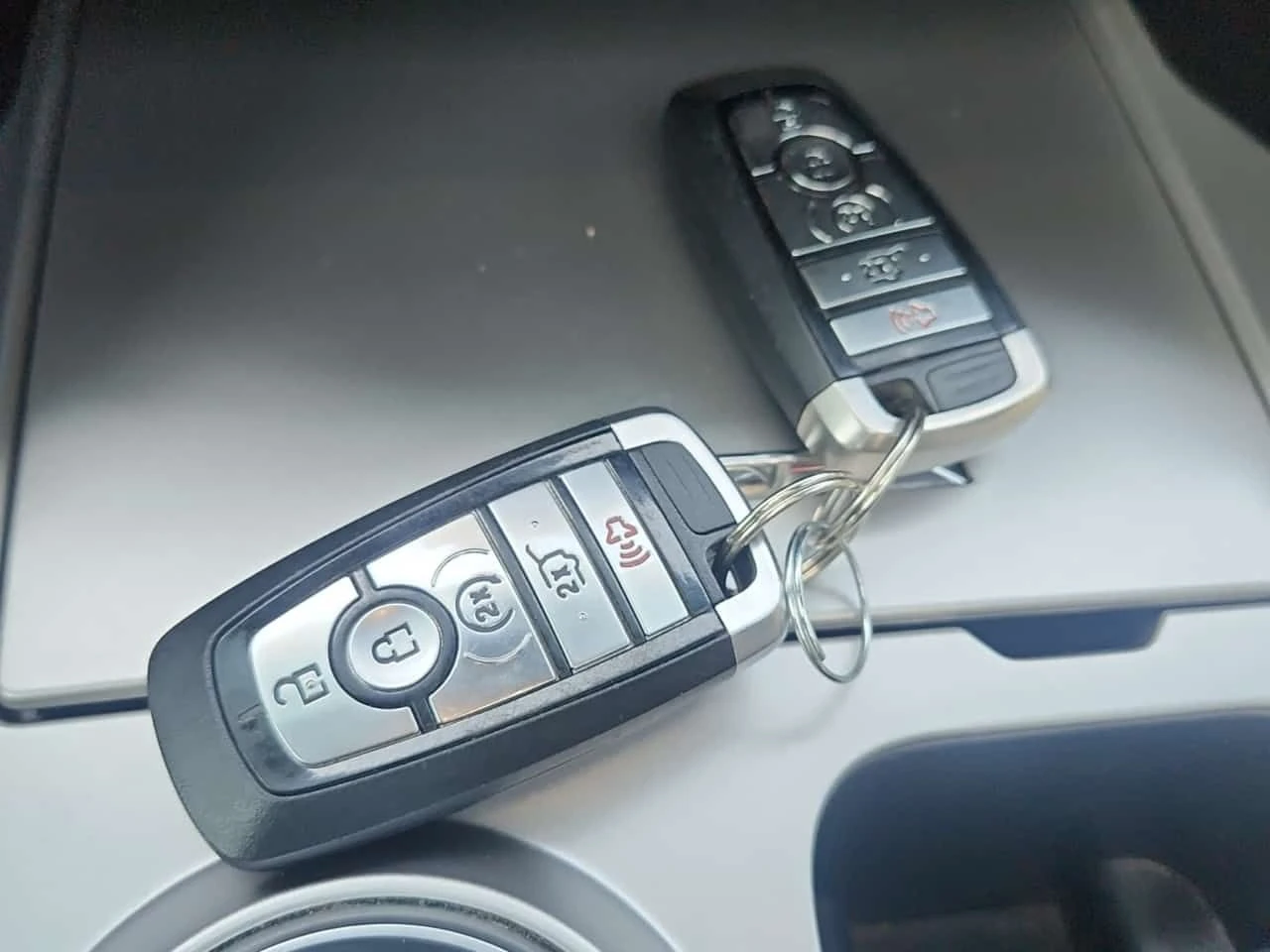Ford Explorer St * KEYLESS * ОБДУХВАНЕ * ПАНОРАМА * 360 , снимка 8 - Автомобили и джипове - 54279775