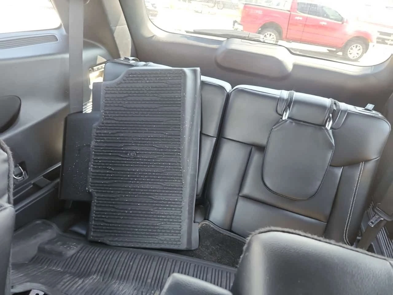 Ford Explorer St * KEYLESS * ОБДУХВАНЕ * ПАНОРАМА * 360 , снимка 14 - Автомобили и джипове - 54279775