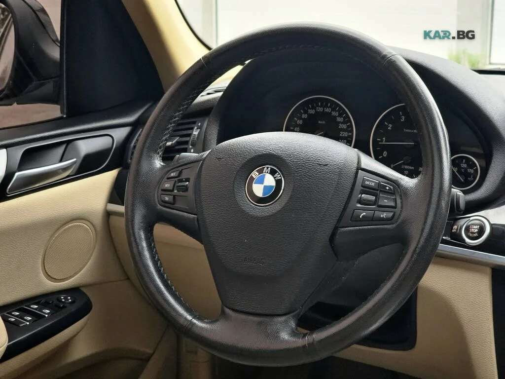BMW X3 xDrive * Pano * АвтоКредит * (ЦЕНА ДО БГ), снимка 10 - Автомобили и джипове - 54824735