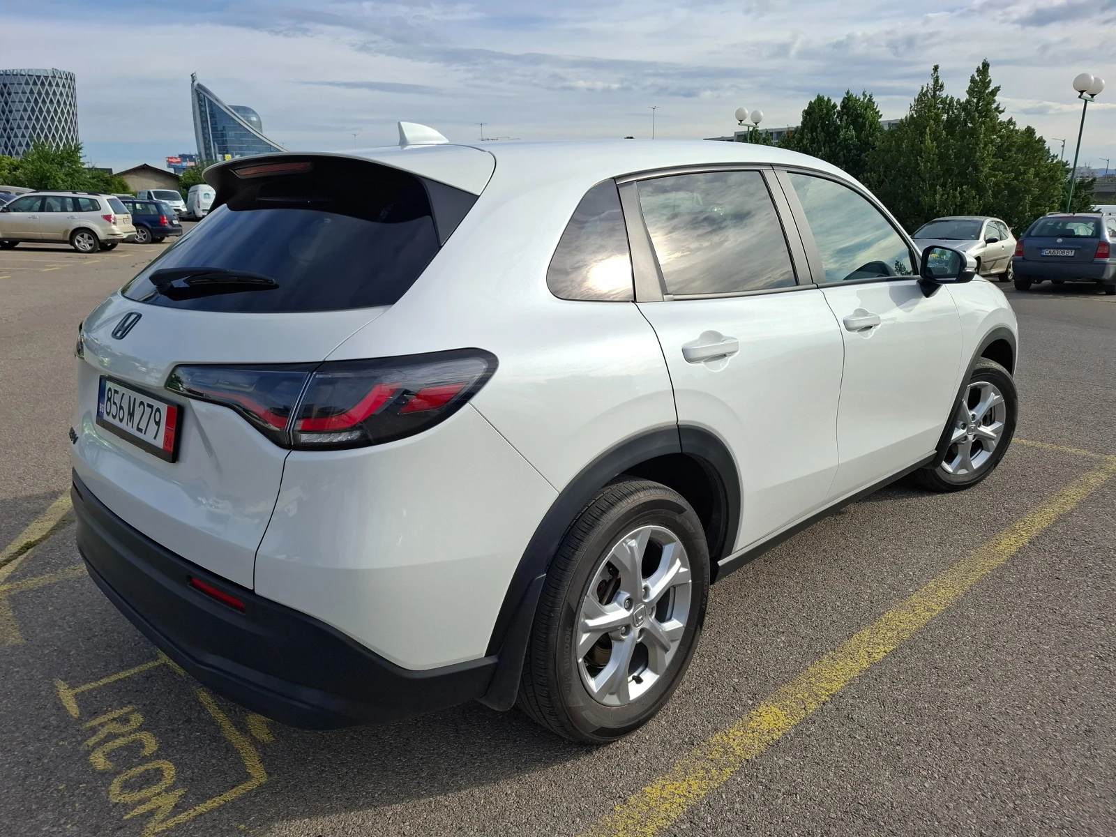 Honda Hr-v 2.0i 2WD, снимка 5 - Автомобили и джипове - 54923066