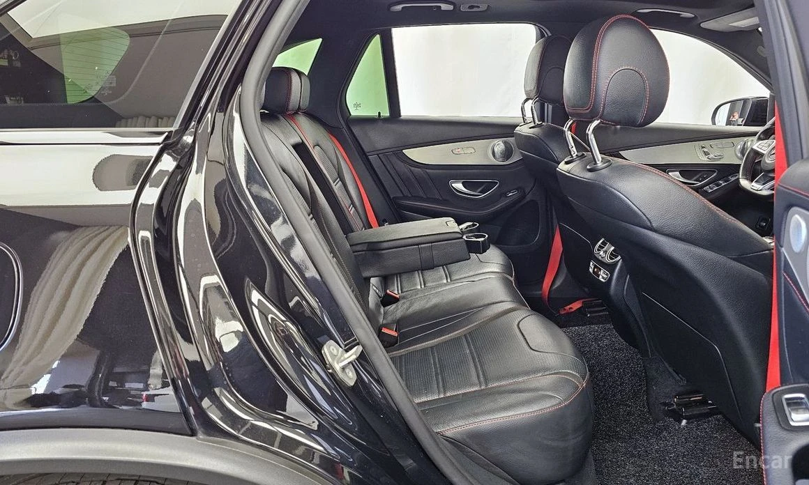 Mercedes-Benz GLC 43 AMG, снимка 12 - Автомобили и джипове - 54954335
