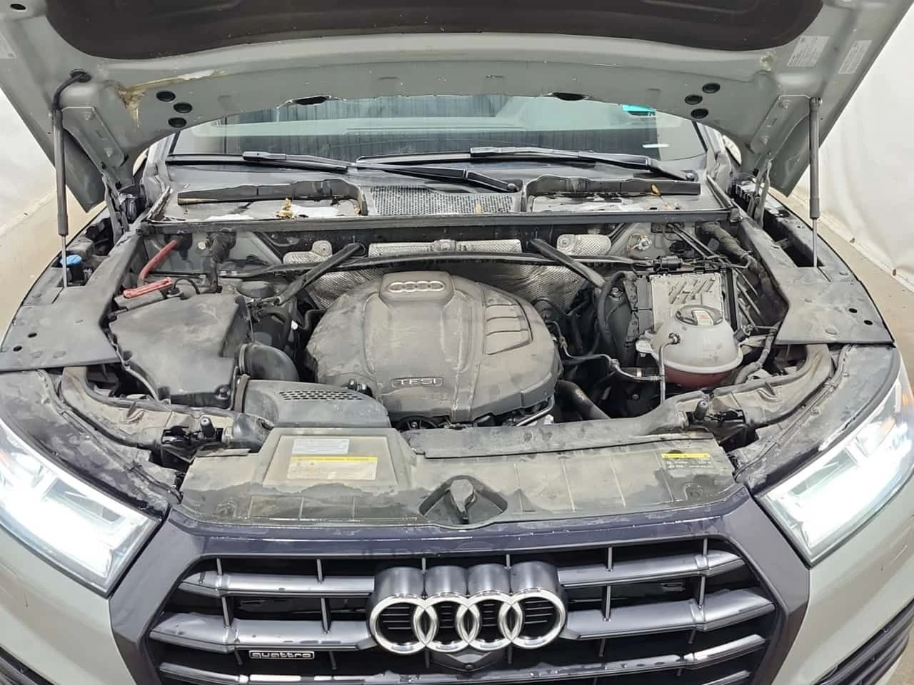 Audi Q5  PROGRESSIV / АВТОКРЕДИТ / ЦЕНА ДО БЪЛГАРИЯ , снимка 16 - Автомобили и джипове - 55282013