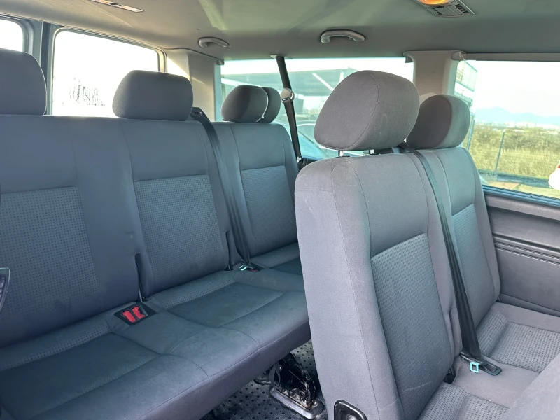VW Caravelle 4Х4* ДЪЛГА БАЗА* 8+ 1* КЛИМАТРОНИК, снимка 13 - Бусове и автобуси - 52825283