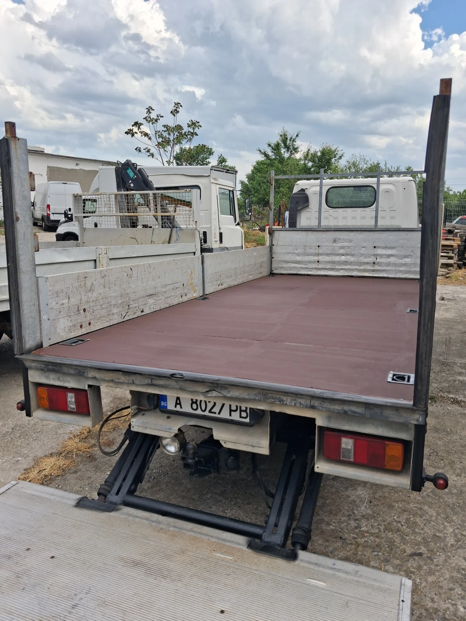 Nissan Capstar