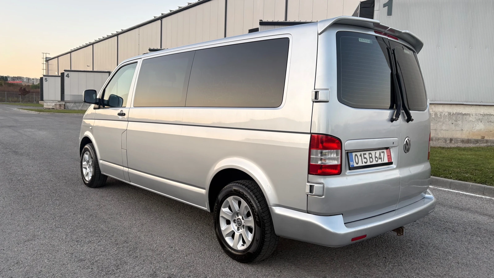 VW T5 2.5 tdi MAXI, снимка 7 - Бусове и автобуси - 56350197
