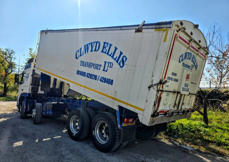 Volvo Fm 8x4  ЗЪРНОВОЗ , снимка 4 - Камиони - 52658418