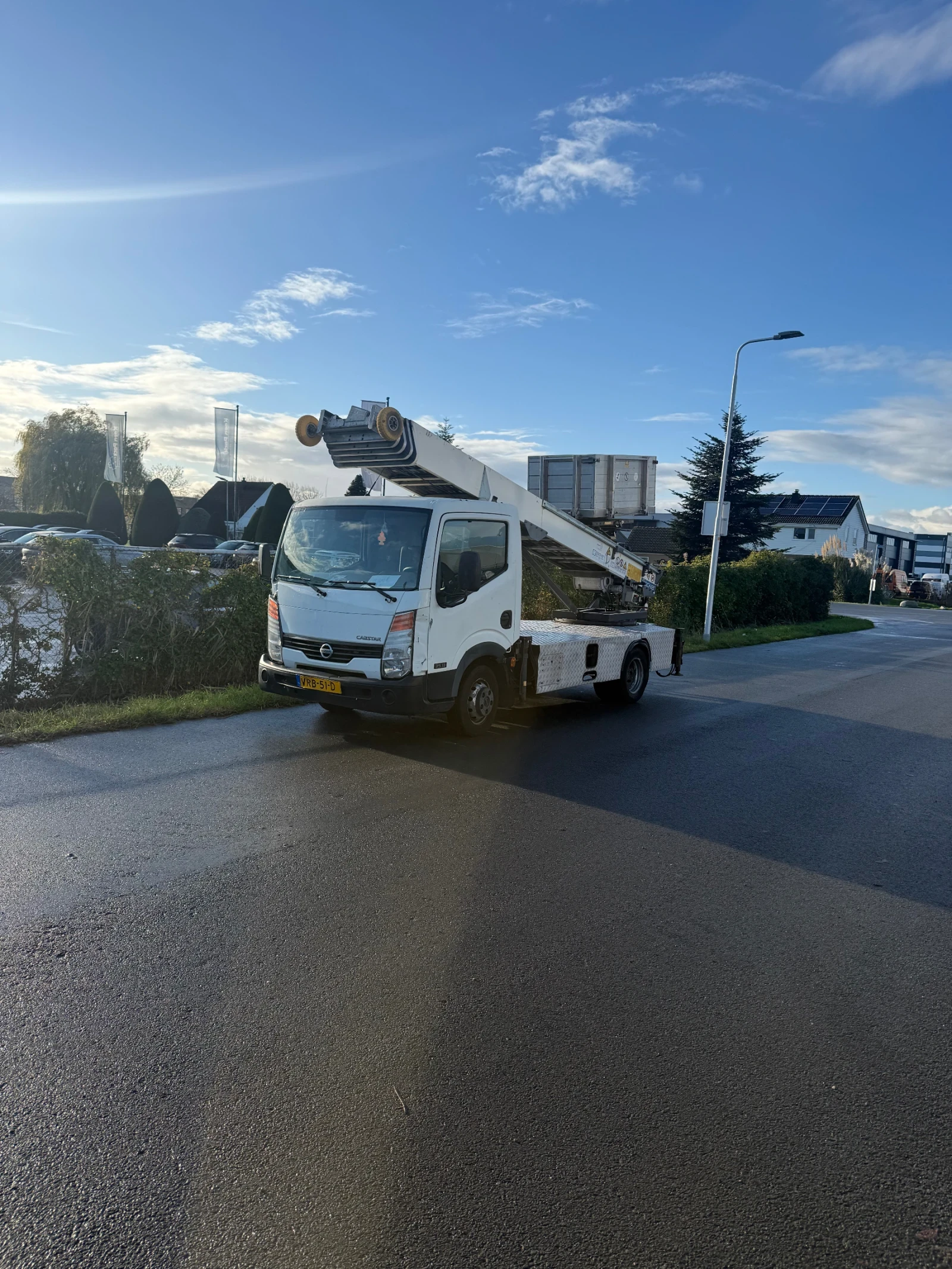 Автовишка Друга марка Мебелен асаньор 27 bocker - изображение 5