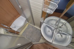 Кемпер Burstner Aviano I 684, снимка 11