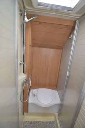 Кемпер Burstner Aviano I 684 | Auto.bg — изображение 12