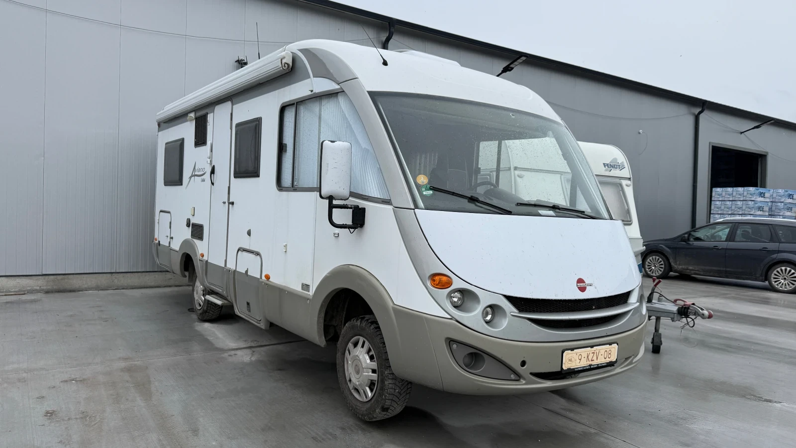 Кемпер Burstner Aviano I 684