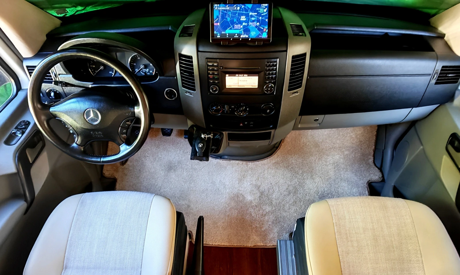 Кемпер Mercedes-Benz SPRINTER 313 CDI CAMPERVAN, 5 местен, снимка 9 - Каравани и кемпери - 56343040