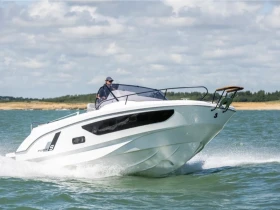 Моторна яхта Beneteau Flyer sundeck 9, снимка 1