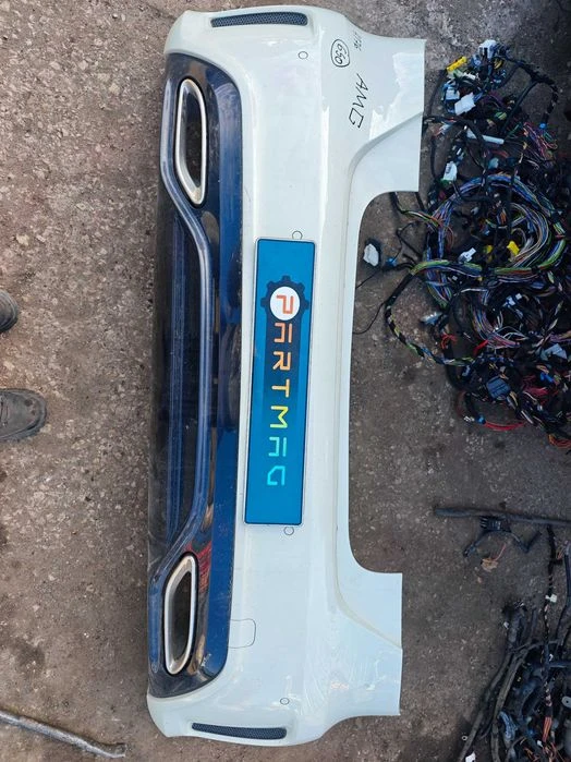 Задна броня AMG Mercedes W176 Facelift A class Мерцедес класа бял 650 A176885362
