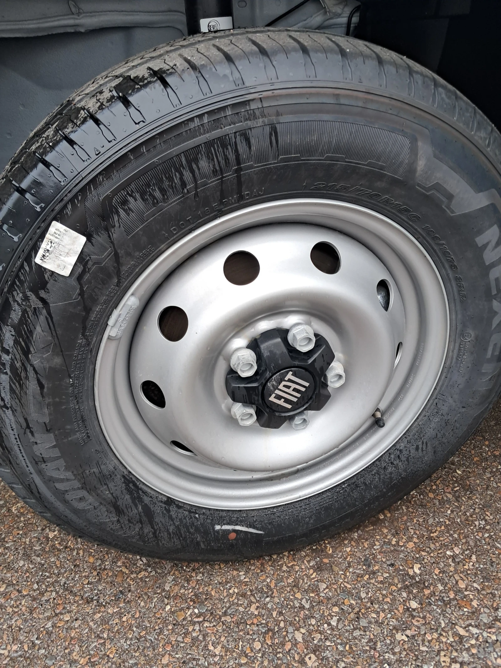 Гуми Летни 215/70R15, снимка 5 - Гуми и джанти - 54902766