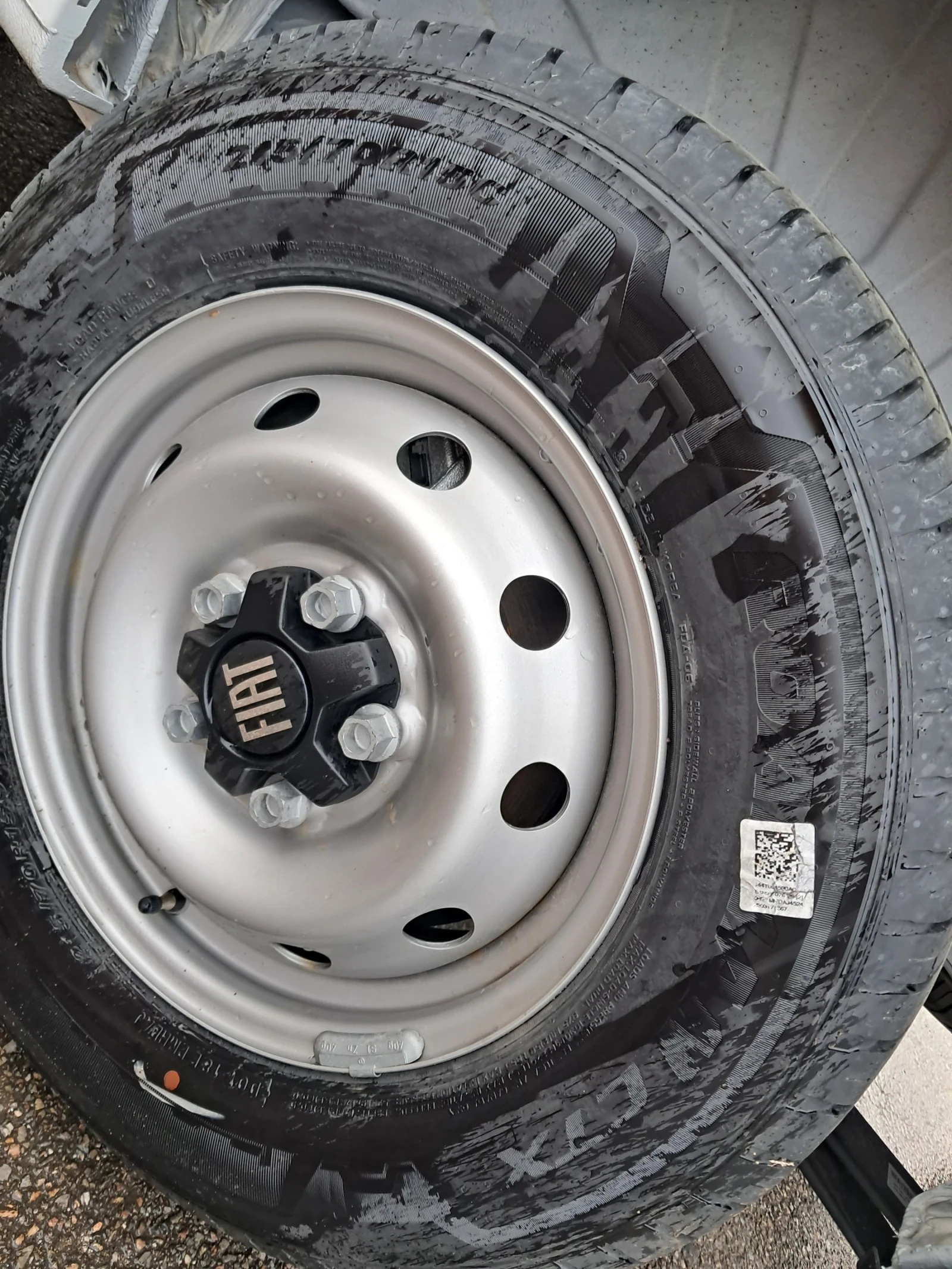 Гуми Летни 215/70R15, снимка 6 - Гуми и джанти - 54902766