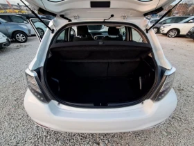 Toyota Yaris 1.5 HYBRID , снимка 14