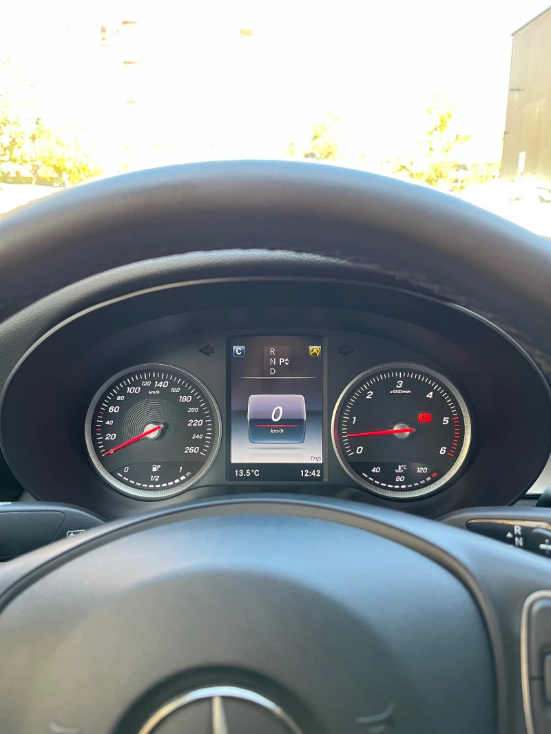 Mercedes-Benz C 220, снимка 6 - Автомобили и джипове - 38589799