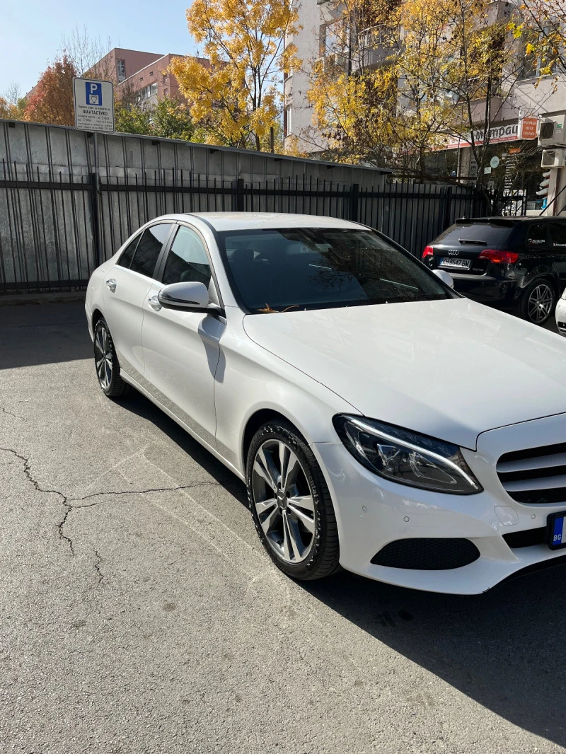 Mercedes-Benz C 220, снимка 3 - Автомобили и джипове - 38589799