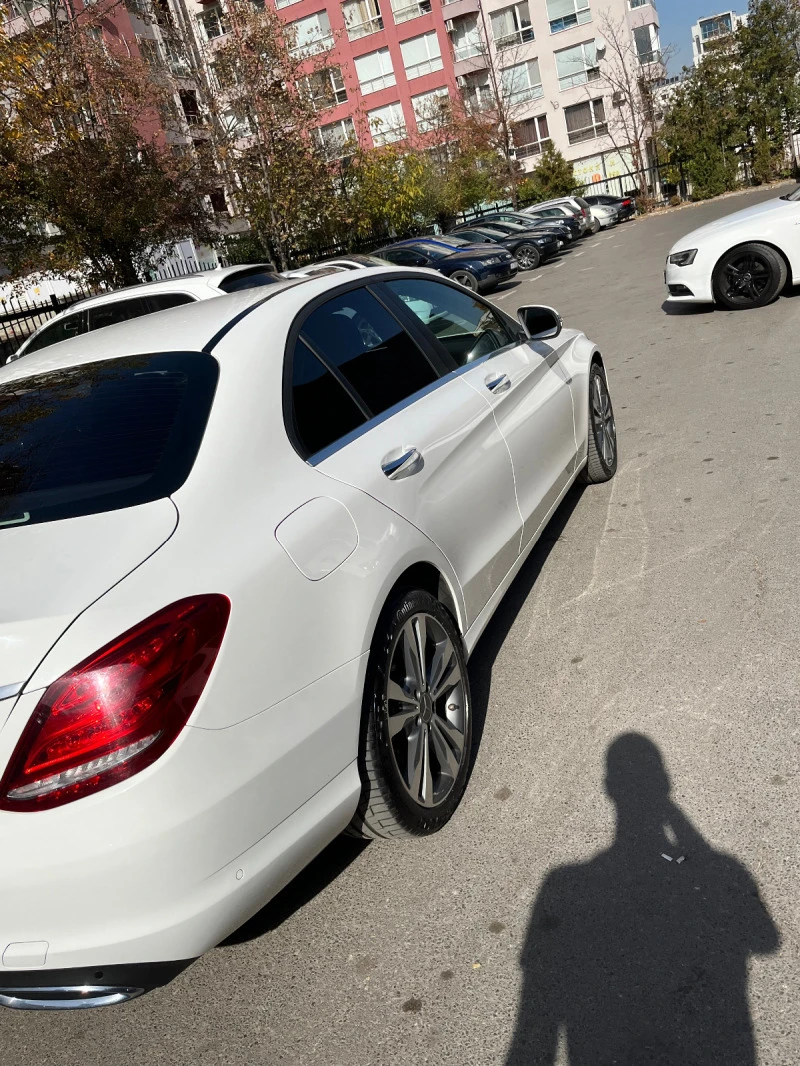 Mercedes-Benz C 220, снимка 4 - Автомобили и джипове - 38589799