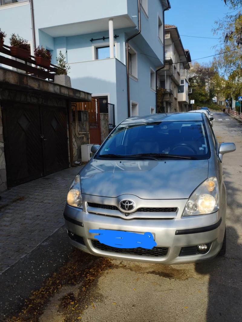 Toyota Corolla verso 1, 8 vvti, снимка 1 - Автомобили и джипове - 47684749