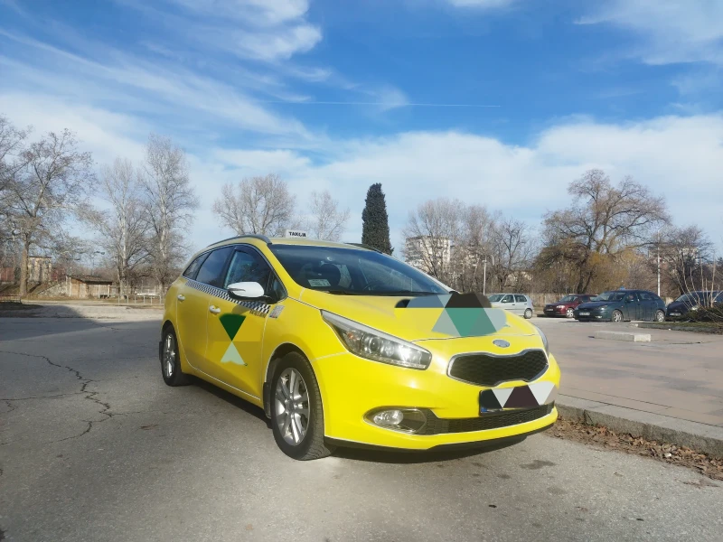 Kia Ceed 1.4 cvvt, снимка 1 - Автомобили и джипове - 48678096