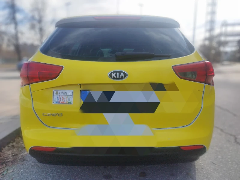 Kia Ceed 1.4 cvvt, снимка 6 - Автомобили и джипове - 48678096