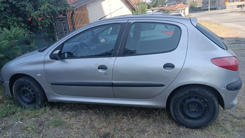 Peugeot 206, снимка 1 - Автомобили и джипове - 48449163