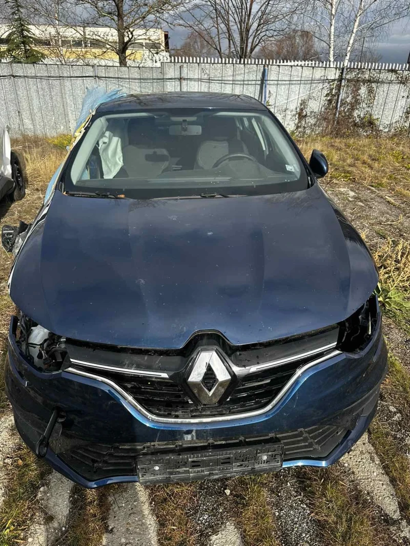 Renault Megane, снимка 2 - Автомобили и джипове - 48620508