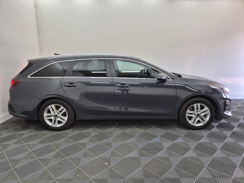 Kia Ceed Dynamic Plus Line, снимка 3 - Автомобили и джипове - 49507386