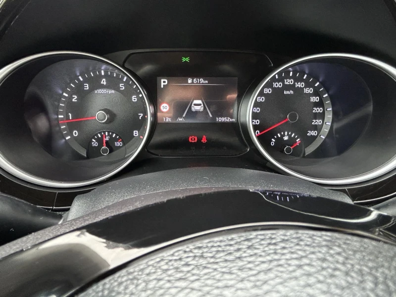 Kia XCeed 1.5 Turbo, снимка 6 - Автомобили и джипове - 52479285