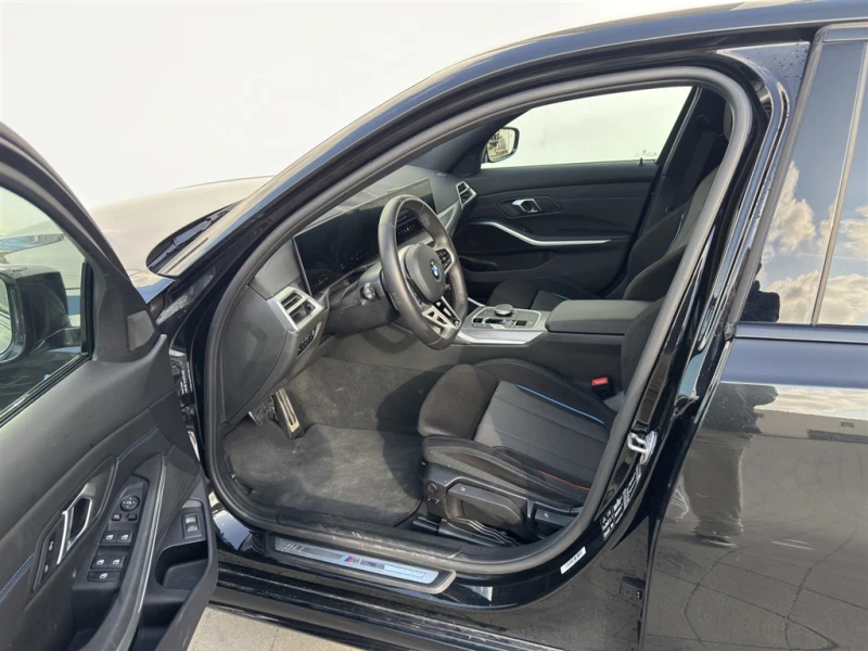 BMW 320 xDrive, снимка 8 - Автомобили и джипове - 52686777