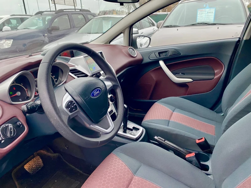Ford Fiesta, снимка 7 - Автомобили и джипове - 53484582