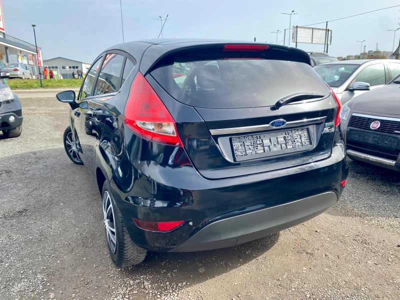 Ford Fiesta, снимка 8 - Автомобили и джипове - 53484582