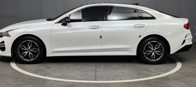 Kia K5 100% реални км, лизинг, гаранция, сервиз - изображение 3
