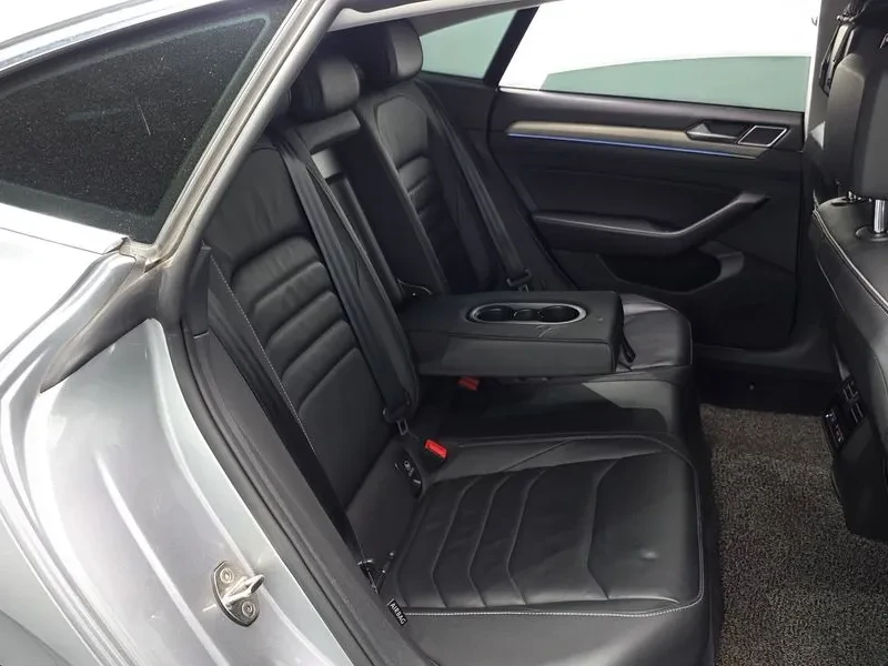 VW Arteon 2.0 TDI Prestige, снимка 11 - Автомобили и джипове - 55465580