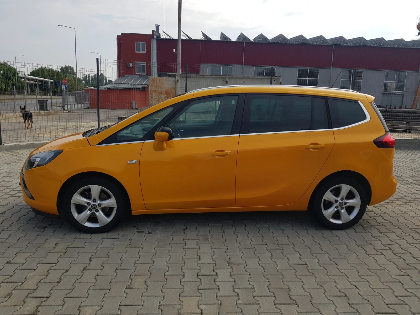 Opel Zafira 1.6 turbo CNG+ LPG - изображение 3