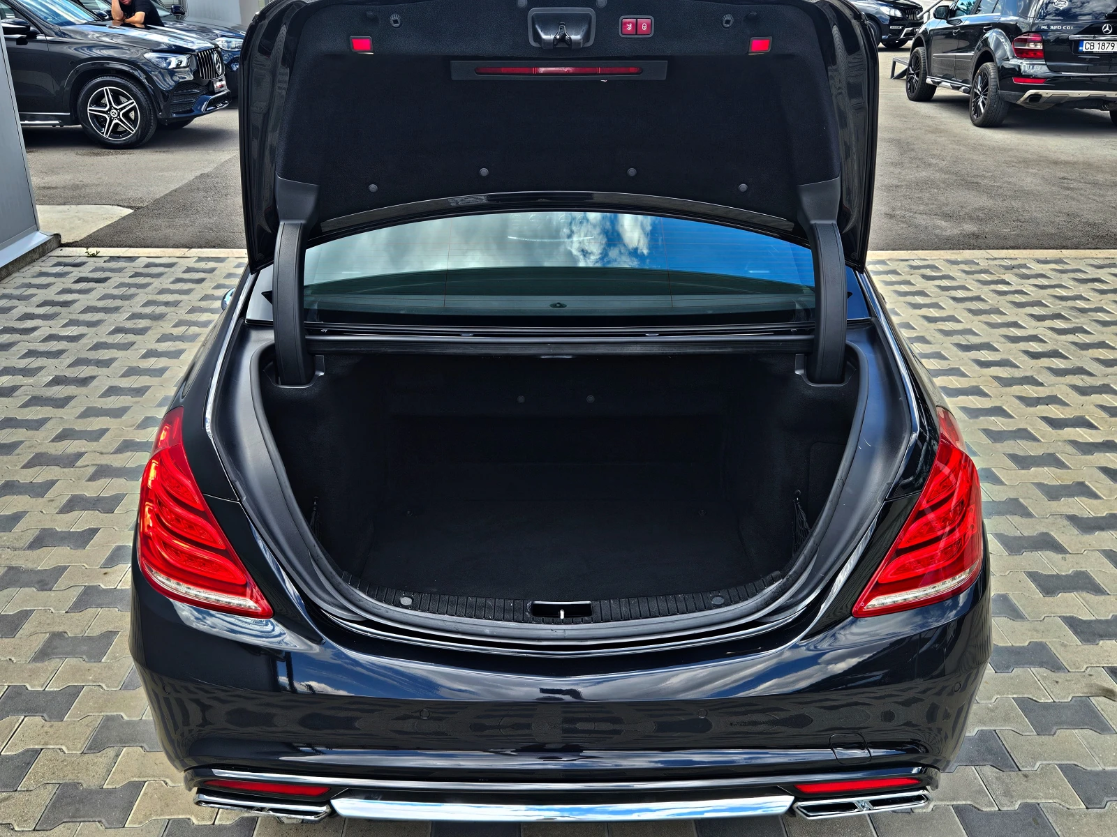 Mercedes-Benz S 350 AMG/DISTR/CAMERA/AMBINET/PANO/ПОДГРЕВ/ОБДУХ/LIZING - изображение 8