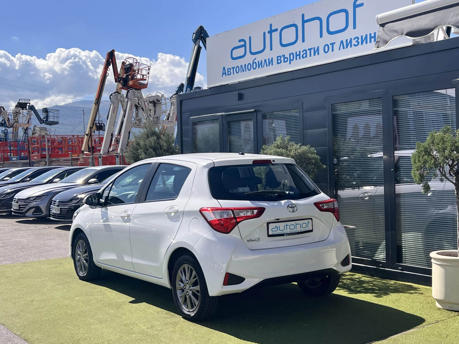 Toyota Yaris LUNA/1.5VVT-I/112k.c./6MT - изображение 3